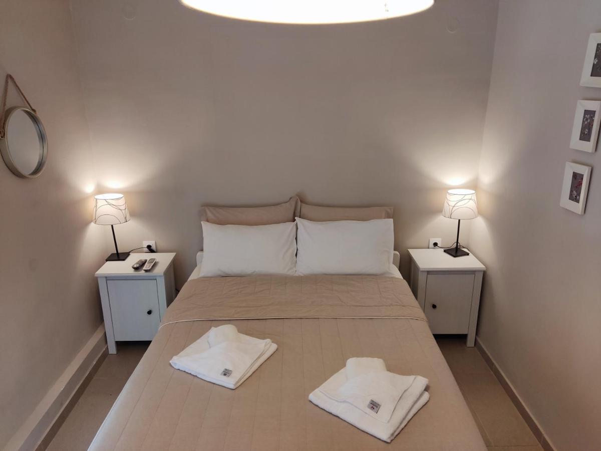 Smaragdi Studios Пефкари Экстерьер фото