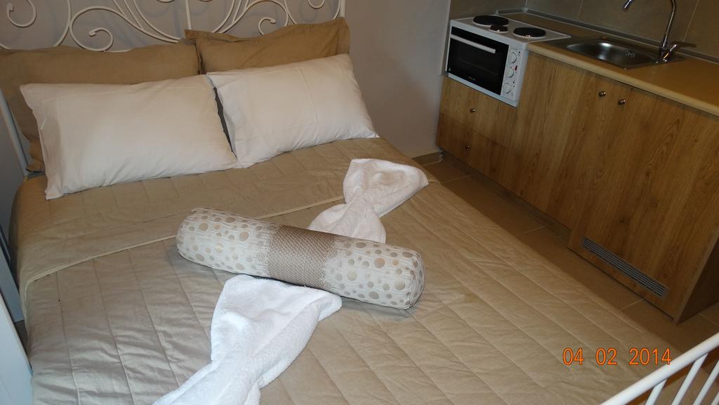 Smaragdi Studios Пефкари Номер фото