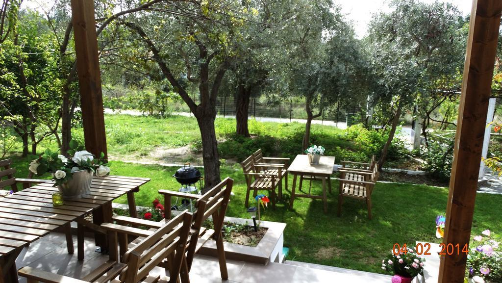 Smaragdi Studios Пефкари Номер фото